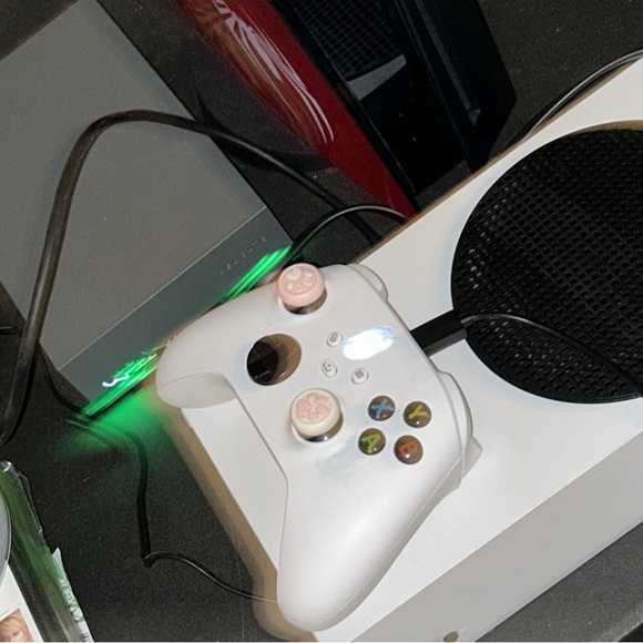 Xbox for sale - Picture 3 of 3